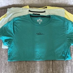 3 Hollister t-shirts Men’s (teen) size small